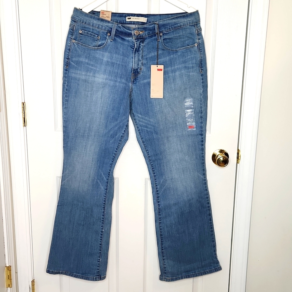 Levi's 515 boot cut light jeans NWT 14s